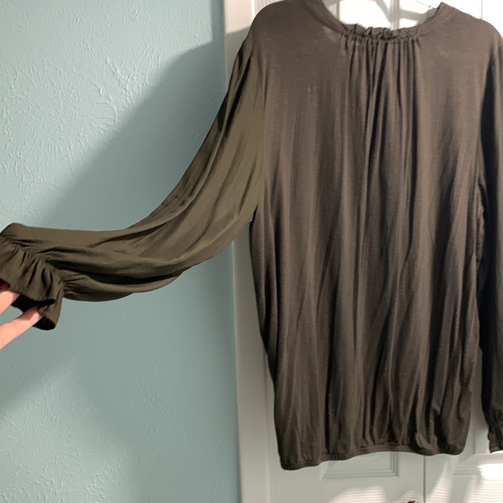 Green Longsleeve ACOS&A Blouse - Picture 6 of 12